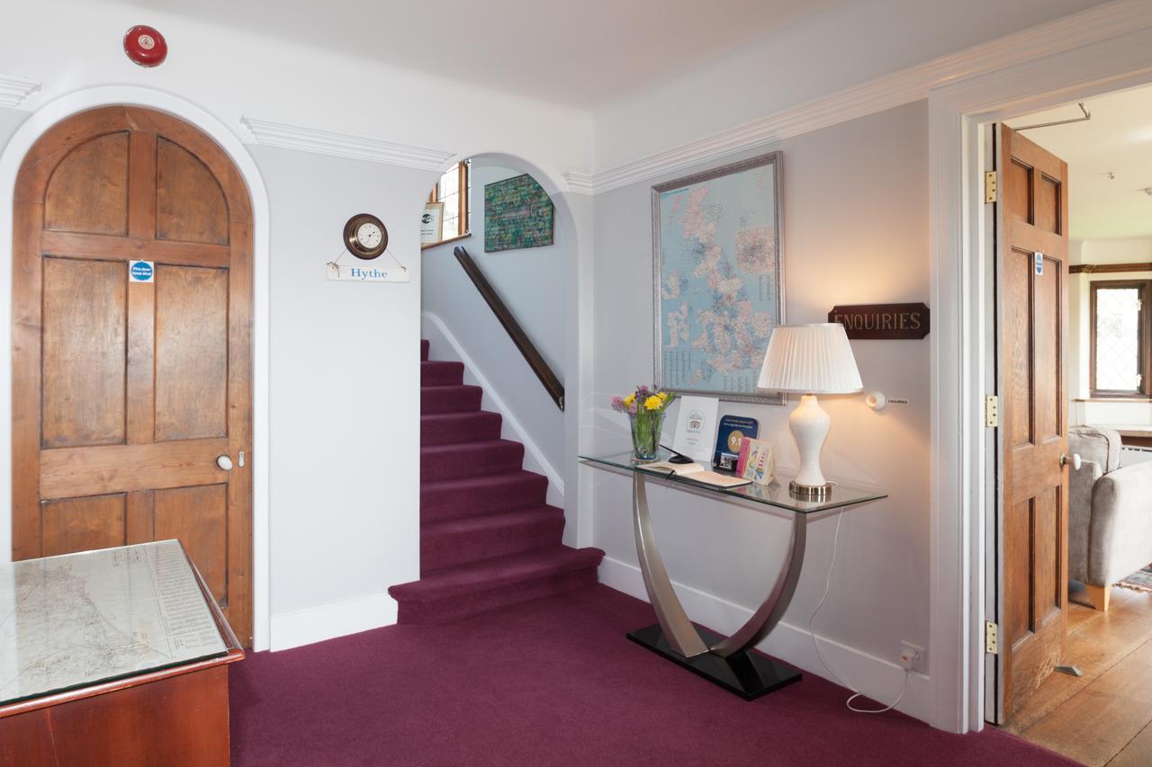 Fern Lodge Guesthouse ไฮต์ ภายนอก รูปภาพ